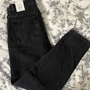 Zara Classic Mom Fit jeans — light wash black / grey